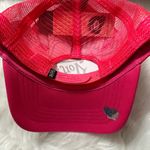 Von Dutch NWT  flying eyeball pink trucker hat Photo 3
