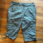 White House | Black Market Green Cargo Capri Pants – Size 10 Photo 0