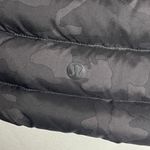 Lululemon  Pack It Down Jacket Incognito Camo Multi Grey sz 6 Photo 8