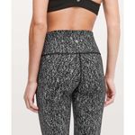 Lululemon Wunder Under Crop High Rise 21" Luon Suited Jacquard Leggings Size 4 Photo 3
