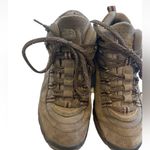 The North Face  Women’s Size 6 Hiking Boots Beige Photo 5