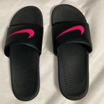 Nike Slides Photo 0