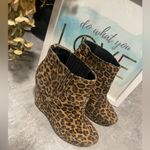 BCBGeneration Ankle Boots Size 7 Suede Wedge Heel Brown Photo 4