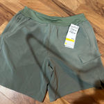 Zella Green Athletic Shorts Photo 0
