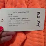 Good American Jacquard Button Down Boxy Crop Top in Orange Cream Size 5 (2XL) Photo 11