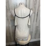 White tank top White Photo 2