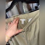 H&M  baggy cargo pants wide leg drawstring elastic khaki olive beige high rise Photo 2