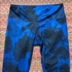 Lululemon ORIGINAL WUNDER UNDER LUXTREME  BLACK & BLUE JUMBO INKY FLORAL Photo 4