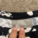 Athleta Women’s Molokai Floral Sleeveless Rash Guard Shirt Black White Size M Photo 2