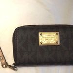 Michael Kors Wallet  Photo 0