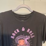 LULUSIMONSTUDIO Snake on Guitar T Photo 1