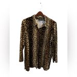 Impressions  Lifestyle long sleeve leopard print velvet shirt‎ Photo 1