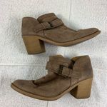 Qupid 9M quipid Beige suede heel ankle booties like new Photo 1