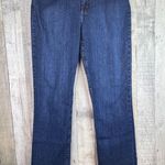 Lee  Riders Size 8 Classic Fit Medium Rise Straight Leg Blue Wash Jeans 5 Pockets Photo 0