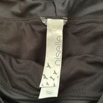 Oiselle  Roga Shorts, Size 6 Photo 4