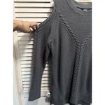 a.n.a  Gray Cold Shoulder Cable Knit Round Neck Long‎ Sleeve Sweater Size XL H/L Photo 2