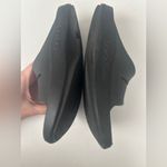 OOFOS OOaah Recovery Slide Sandals sz W5 Photo 1