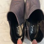 Qupid  size 7 super cute ankle booties brown back and 2 tone front small heel EUC Photo 9