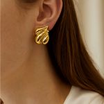 St. John  Gold Sculpted Earrings Photo 0