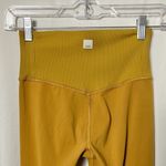 Vuori  Dark Golden Rib Studio High Rise 7/8 Legging Size XXS Photo 6