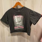Cute distressed crop Brooklyn t Photo 4