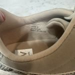 Dolce Vita Quantum Sneakers Wms 9 Beige Snake‎ Print Accent Low Top Casual Shoes Tan Photo 3