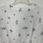 Angels Linen Blend Floral White Ruffle Hem Button Front Top Size Medium Photo 6