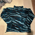 The North Face  WOMENS PULLOVER SWEATER TURTLE
NECK MEDIUM GREEN ANIMAL
PRINT Photo 0