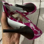 Carlos Santana  heels Photo 2