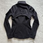 Lululemon Women’s Define Black Full-Zip Jacket Size 6 Active Wear Photo 4