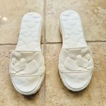 Valentino Garavani NWT  White Atelier Rubber Petal Slides Sandals Size 37 6-7 Photo 2