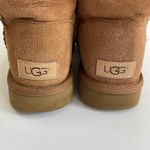 UGG  Bailey Button II Mid-Calf Sherpa Sheepskin Suede Boots in Chestnut Size 7 Photo 8