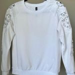 Women’s European white sweatshirt​ with accent sleeves size small Photo 0