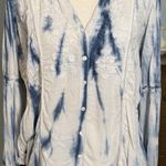 Vintage America Blue/White Tie Dye Button Photo 0