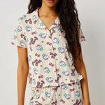 Hello Kitty  Bows  Two Piece Pajama Set in Size Small NWT Photo 0