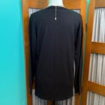 Roz & Ali  Cashmere V-Neck Long Sleeve sweater Photo 8