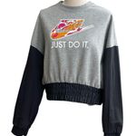 Nike Womens Sweatshirt Sz XS Gray Black Pullover Crew Neck Workout Activewear‎ Photo 0