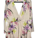 L'Atiste Medium Long Sleeve Floral Print Romper V Photo 0