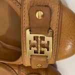 Tory Burch Leather Slip On Ballet FlatsTan w Gold Tone Metal Logo Women's Sz 9 Photo 11