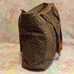 Universal Threads Universal Thread cheetah print shoulder bag Photo 3