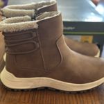 Eddie Bauer  ladies winter boot siren  Photo 0