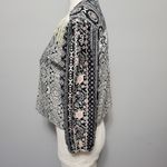 BKE Gimmicks by  paisley printed fringed flyaway cropped blazer size small Photo 6