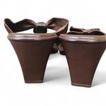 Italian Shoemakers  Women’s Dark Brown Bow Sandals Size 9 Photo 2