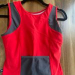 Nike Women's Tops & T-Shirts Size Small Red
Built in bra Photo 2