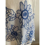 Entro Women's  White and‎ Blue Embroidered Floral Boutique Tank Top Size S Photo 1