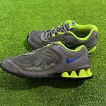 Nike  Reax Run 7 Men's 7 US Gray Neon Green Running Shoes  EUC Womens 8.5 Photo 1