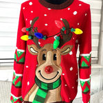 So CUTE PRETTY CHRISTMAS sweater🦌🎄 Red Size M Photo 0