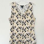 White House | Black Market  Geometric Print Split V-Neck Sleeveless Blouse Photo 3