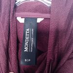 Mondetta  burgandy pullover sweatshirt with hoodie Photo 4