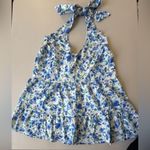 Blue & white floral halter top Photo 5